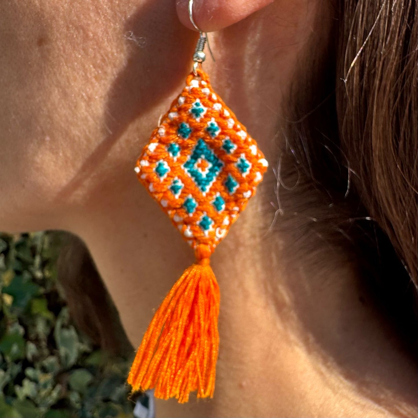 Pendientes tela bordada