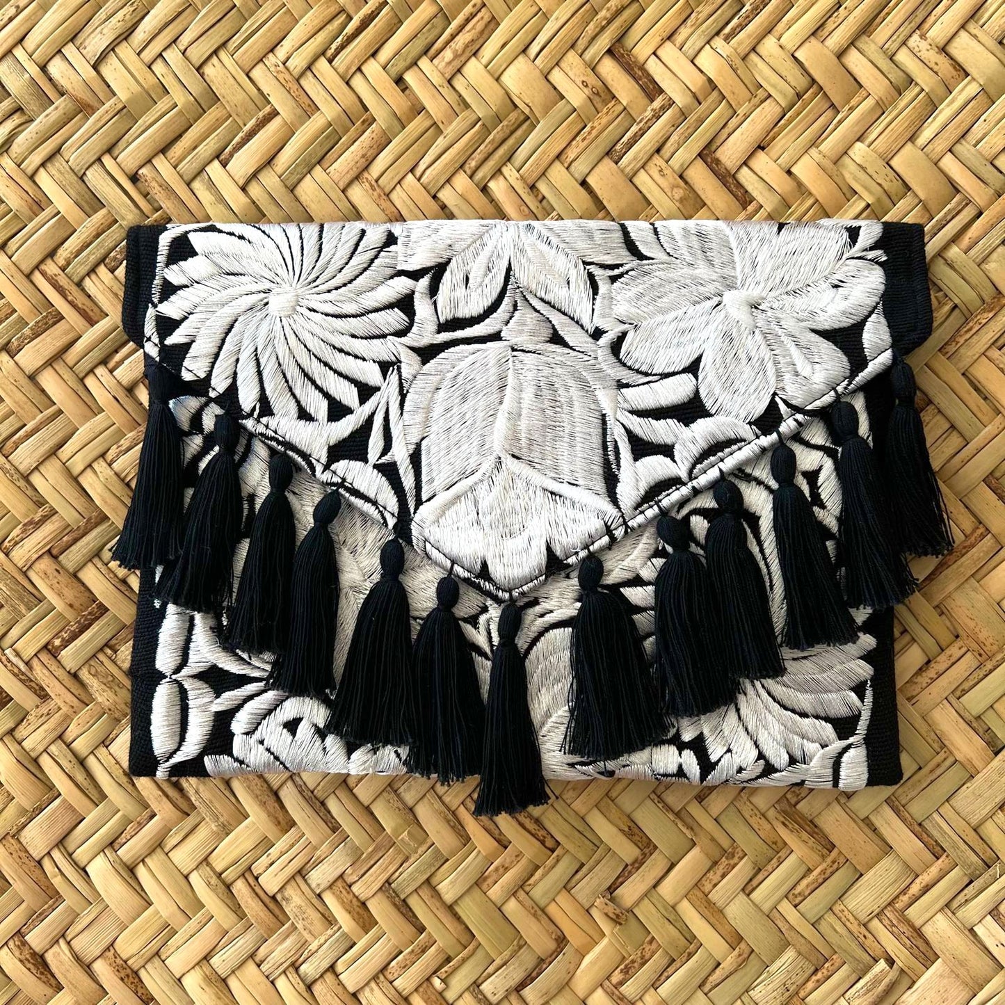 Bolso de mano brocado