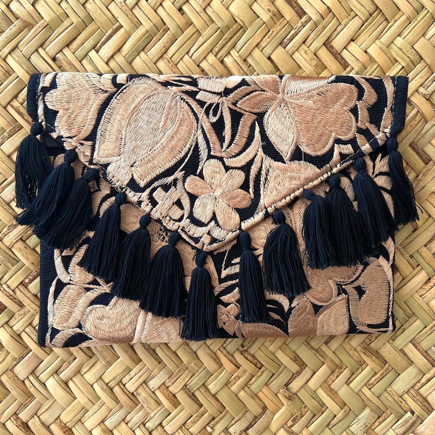 Bolso de mano brocado