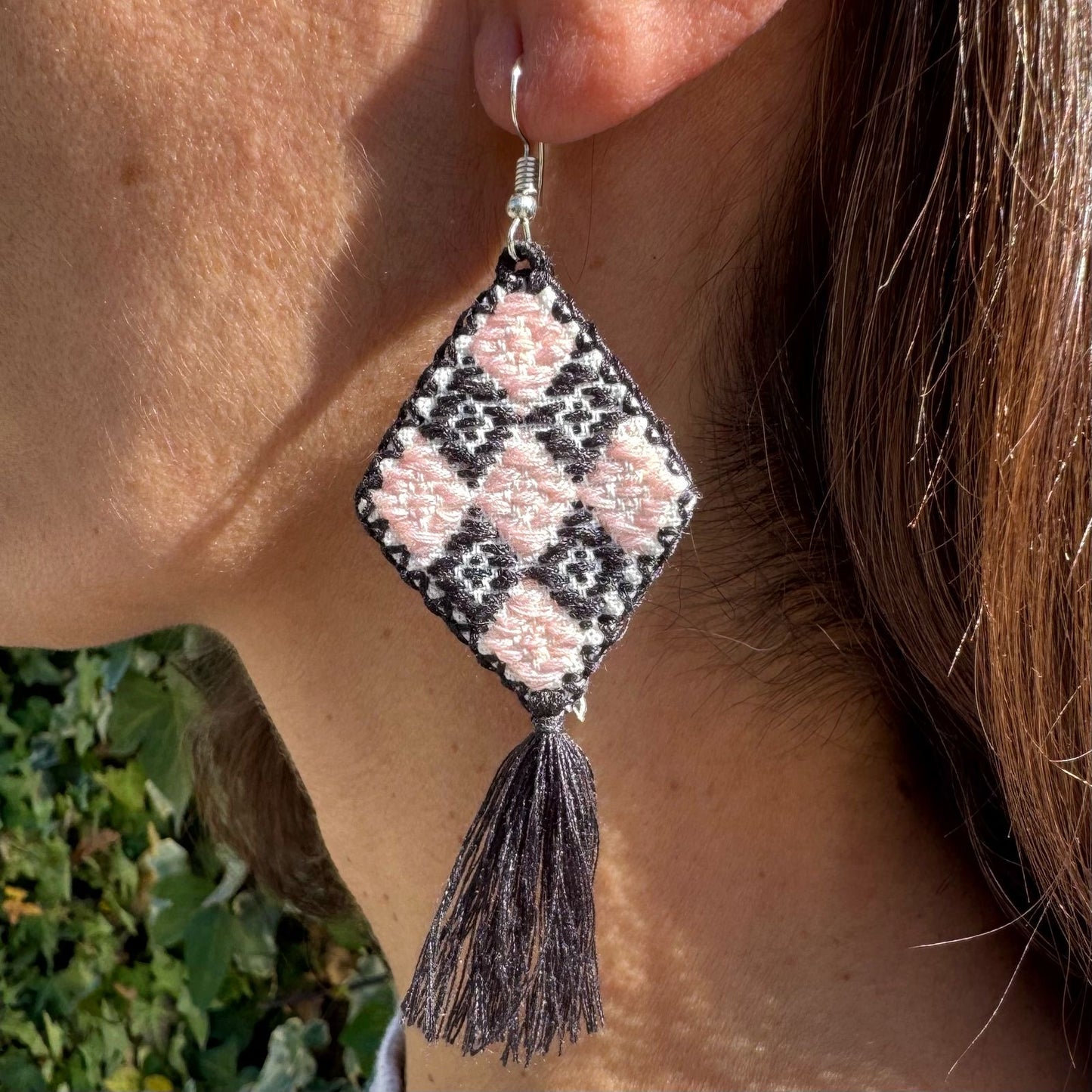 Pendientes tela bordada