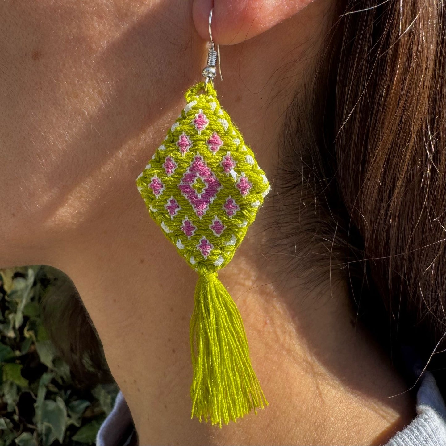 Pendientes tela bordada